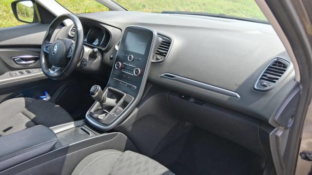 Renault Grand Scénic image 7