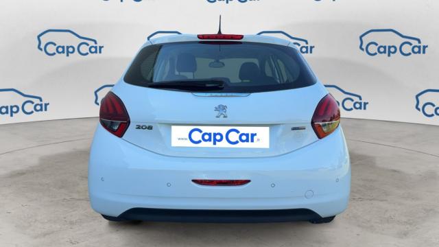 Peugeot 208 image 9