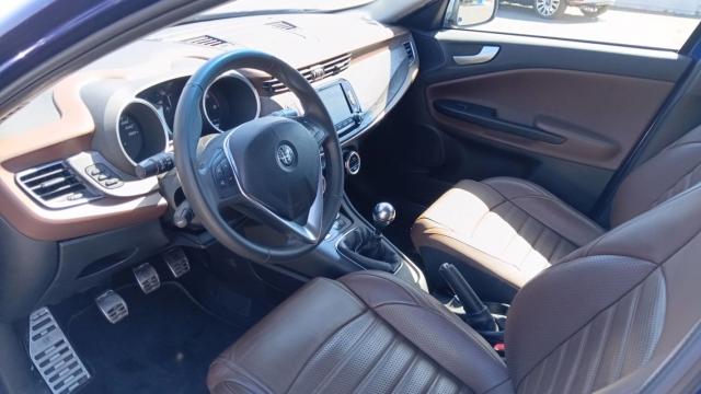 Alfa Romeo Giulietta image 7