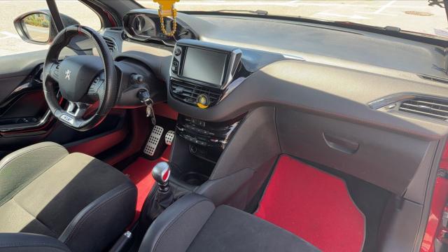 Peugeot 208 image 7