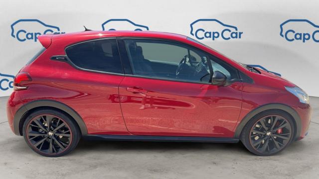 Peugeot 208 image 9