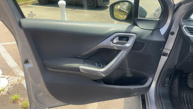 Peugeot 2008 image 4