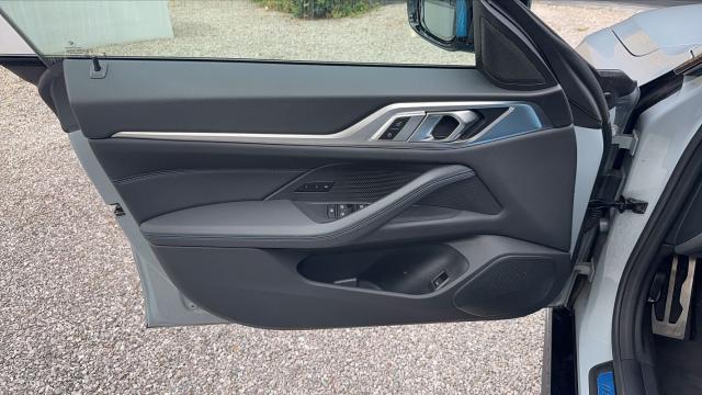 Bmw I4 image 2