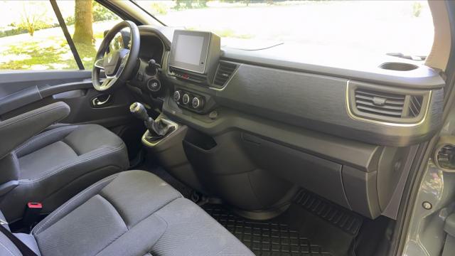 Renault Trafic image 8