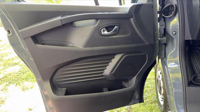 Renault Trafic image 4