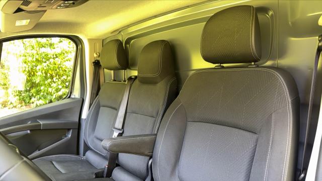 Renault Trafic image 9