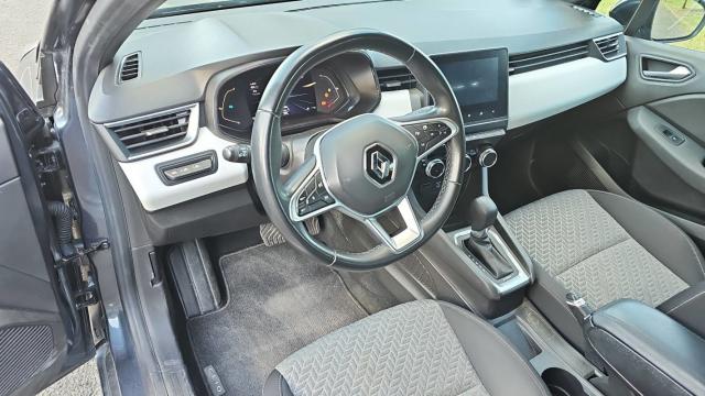Renault Clio image 8