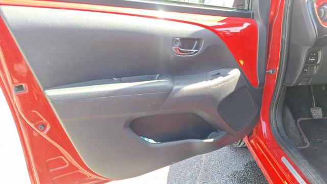 Peugeot 108 image 2