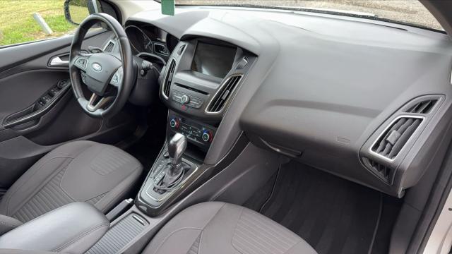 Ford Focus image 5