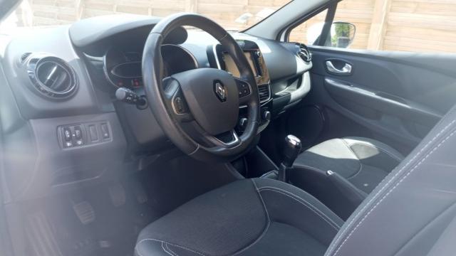 Renault Clio image 2
