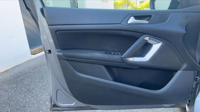 Peugeot 308 image 7