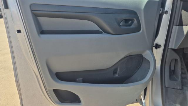 Peugeot Expert image 8