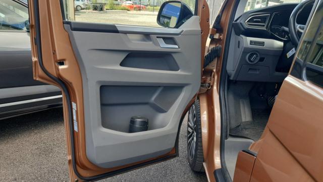 Volkswagen California image 3
