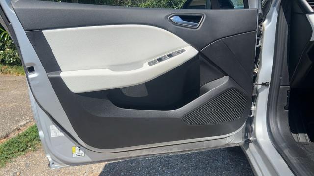 Renault Clio image 6