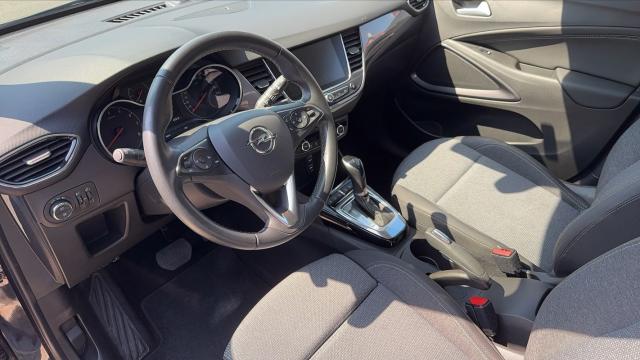 Opel Crossland image 1