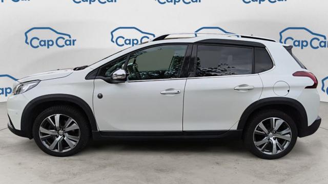Peugeot 2008 image 2