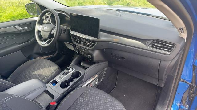 Ford Kuga image 6