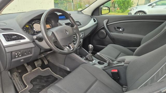 Renault Mégane Coupé image 4