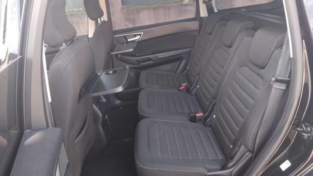 Ford Galaxy image 4