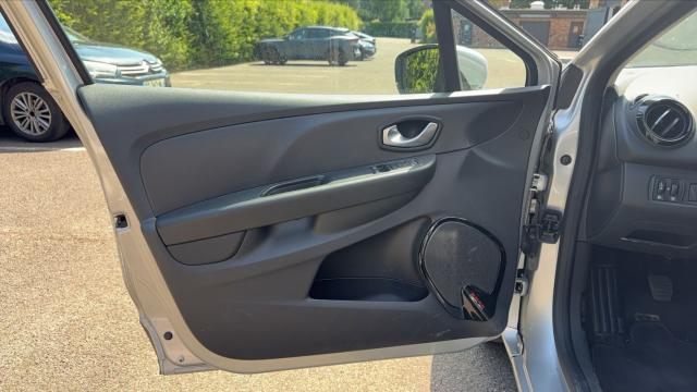Renault Clio image 7