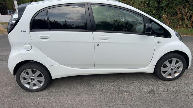 Citroen C-Zero image 2