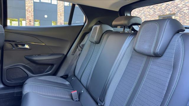 Peugeot 2008 image 4