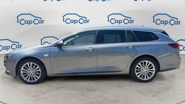 Opel Insignia Sports Tourer image 3