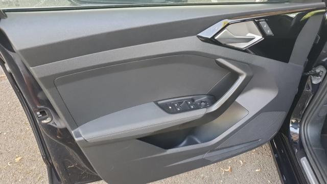 Audi A1 Sportback image 1