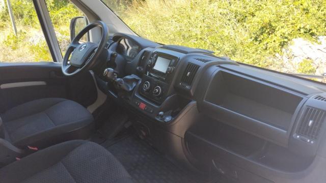 Opel Movano image 7