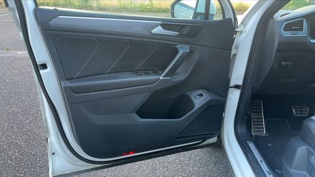 Volkswagen Tiguan image 8
