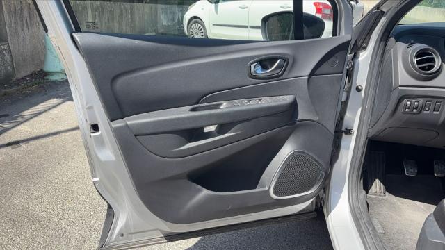 Renault Captur image 1