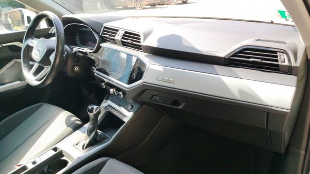 Audi Q3 image 8