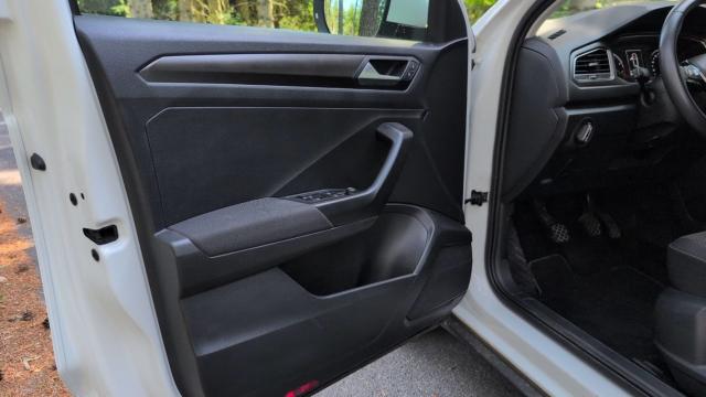 Volkswagen T-Roc image 5