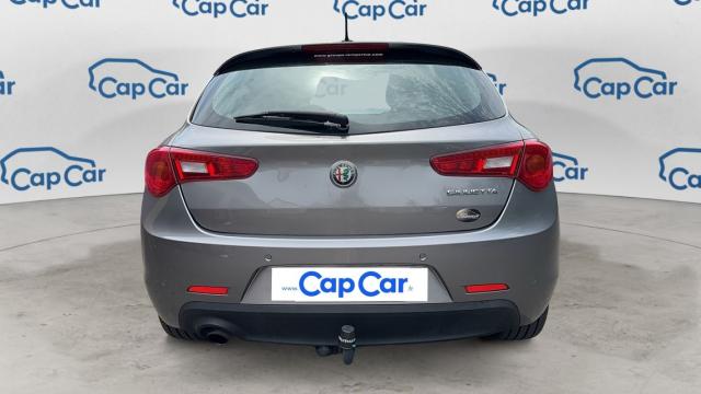 Alfa Romeo Giulietta image 9