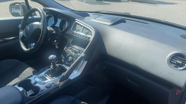Peugeot 3008 image 9