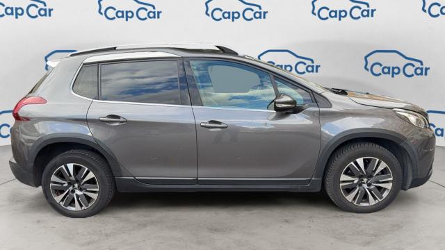 Peugeot 2008 image 6