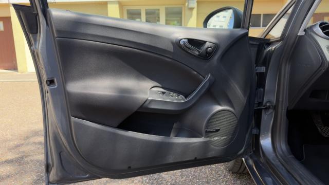 Seat Ibiza image 8