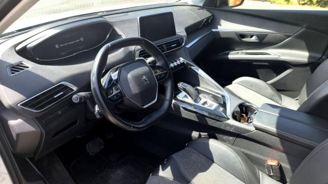 Peugeot 3008 image 5