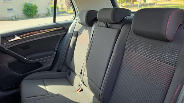 Volkswagen Golf image 3