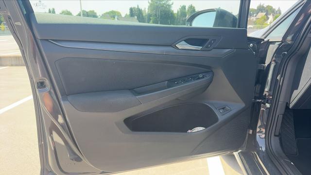 Volkswagen Golf image 3