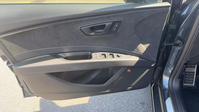 Seat Leon image 9