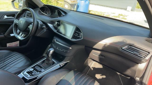 Peugeot 308 image 8