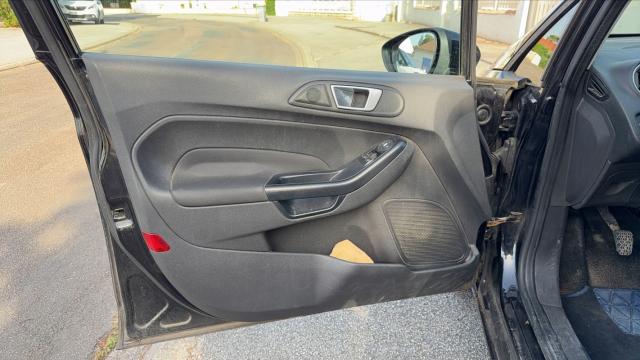 Ford Fiesta image 5