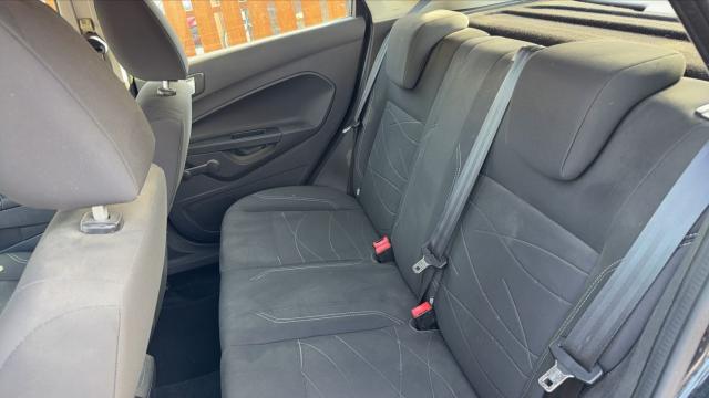 Ford Fiesta image 7