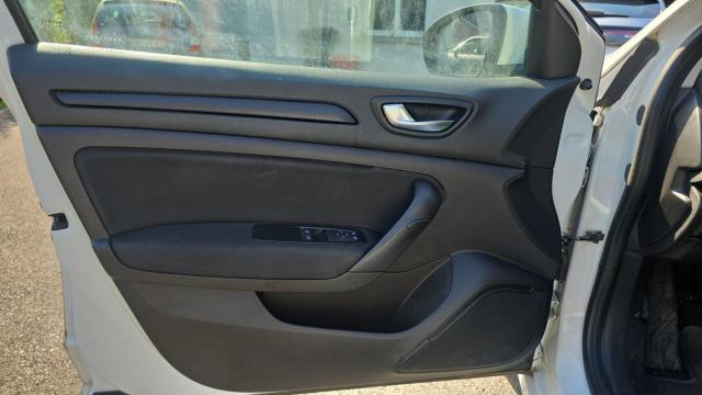 Renault Mégane image 2
