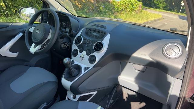 Ford Ka image 8