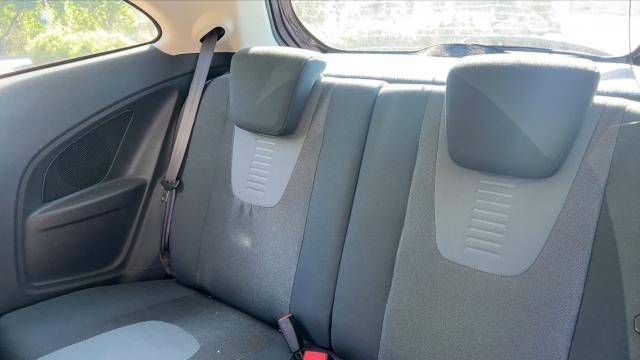 Ford Ka image 2