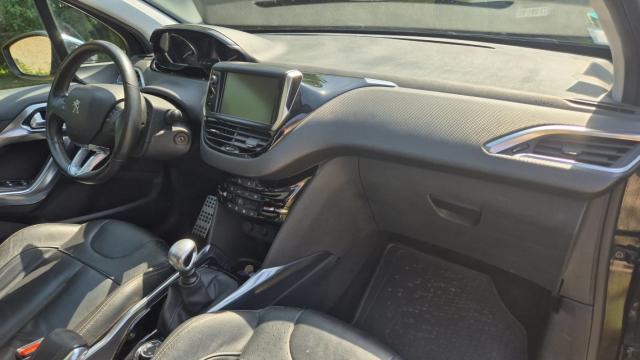 Peugeot 2008 image 4