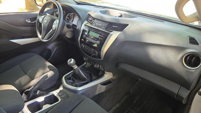Nissan Navara image 7