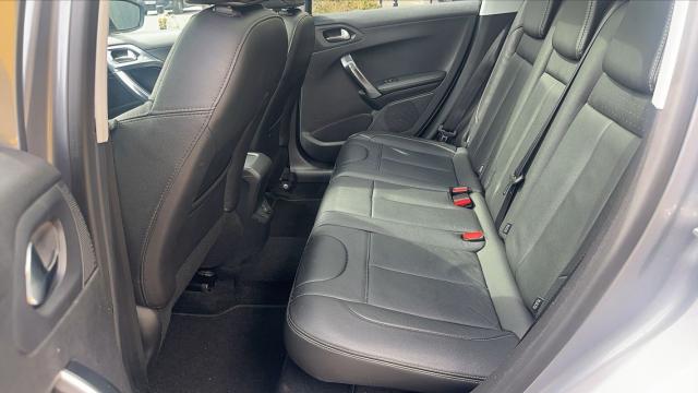 Peugeot 2008 image 4